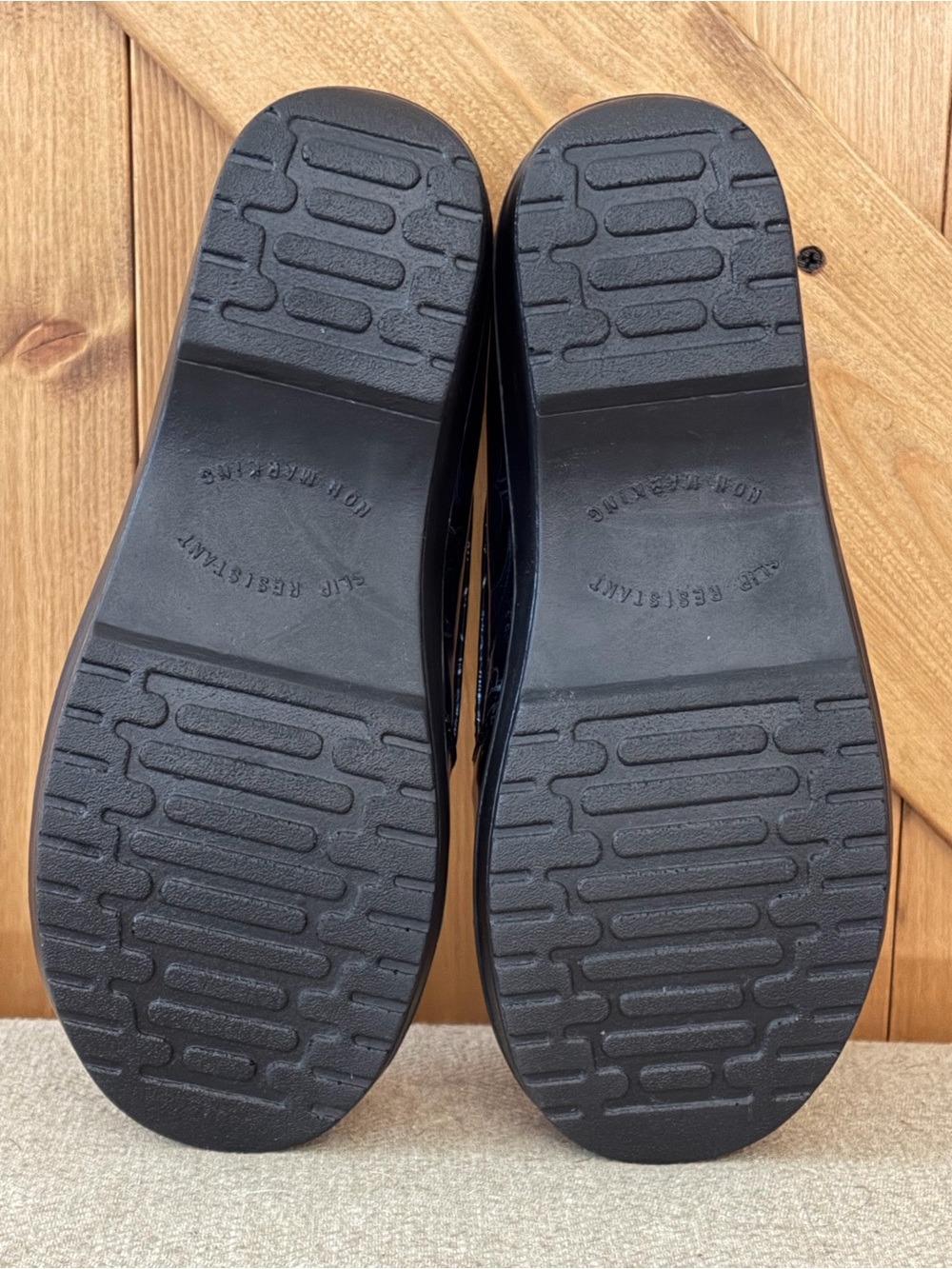 Women's Easy Works by Easy Street Leeza Work Clogs | Size 8W - Picture 5 of 9